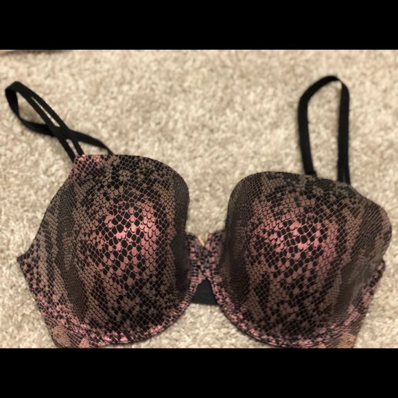 Pink Snakeskin Victoria Secret Bra 32DDD - Picture 1 of 2